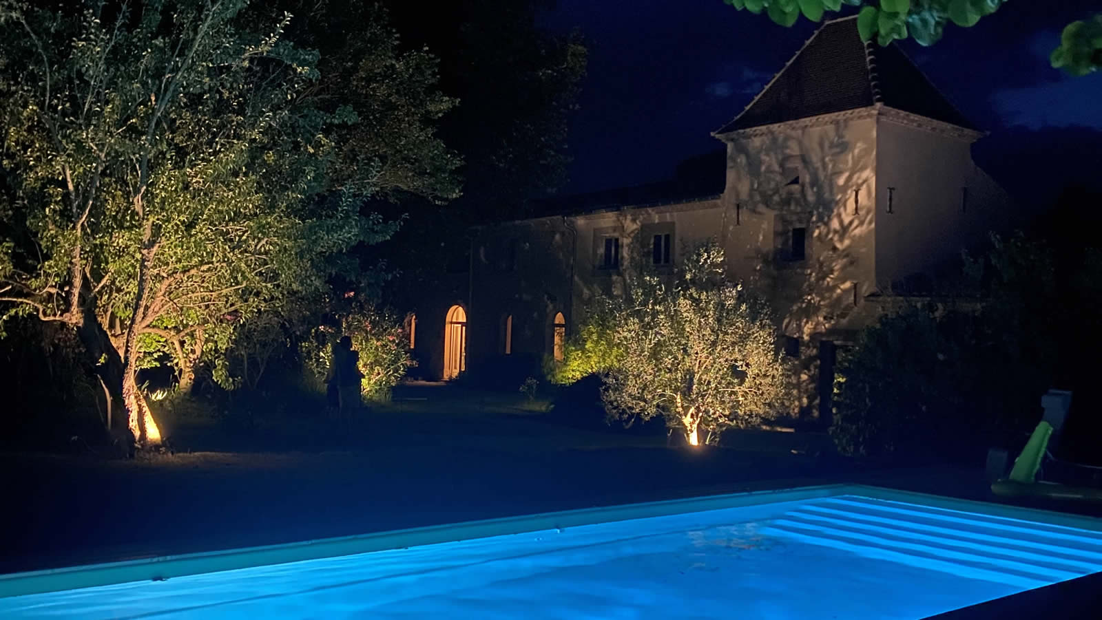 Outdoor swimming pool at Domaine des Périès boutique guesthouse near Carcassonne